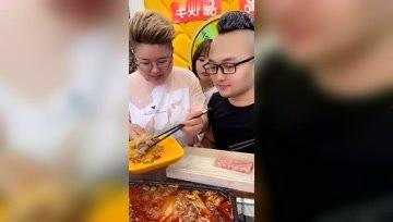 娱乐吃瓜酱戒辛辣,探寻无辣不欢的美食新境界